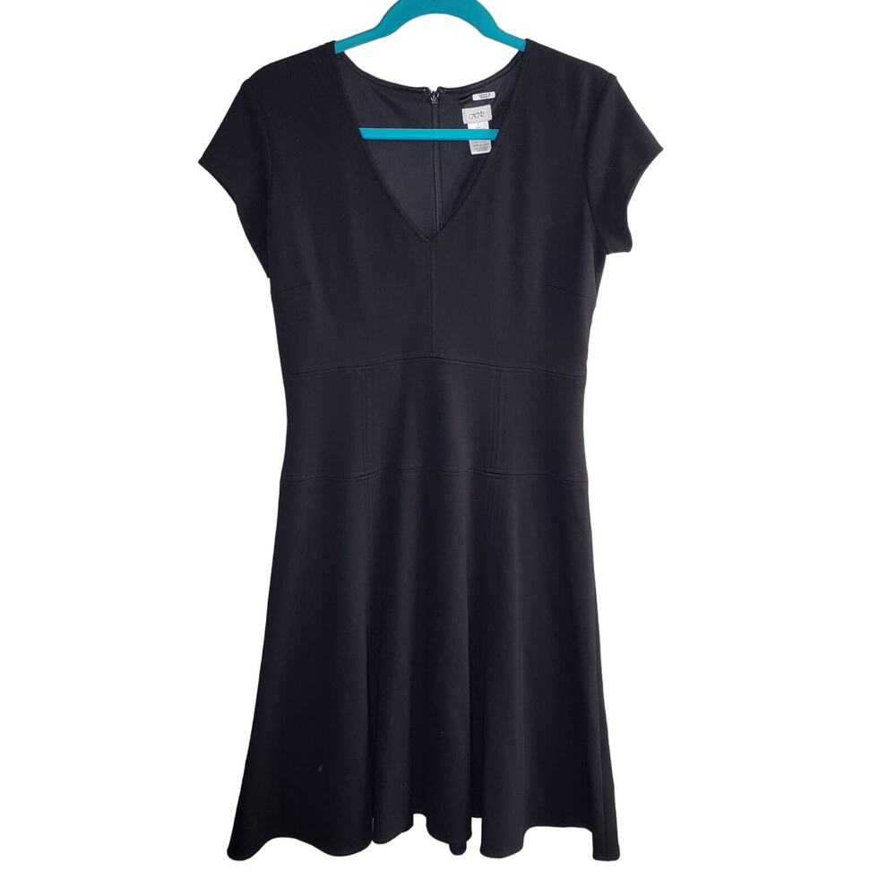 Cache Black Fit and Flare Dress Size 6 Short Sleeve V Neck 2 Layer Lined